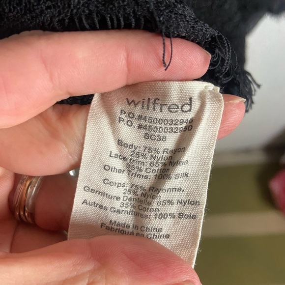 Aritzia Wilfred Size Small Black Lace Tank Top Silk Blend Sexy Sleeveless - Picture 5 of 7